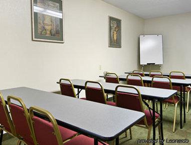 Gasthof Quality Cleveland Airport 2*