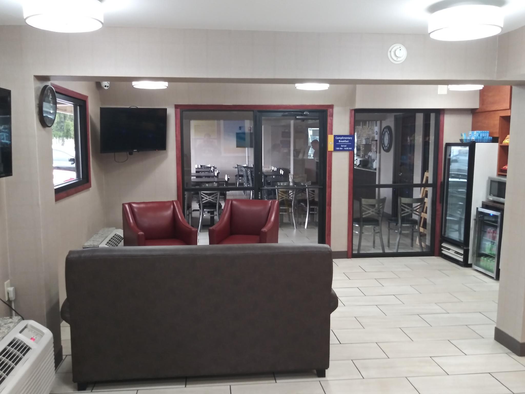 Mini-hôtel Quality Cleveland Airport 2*