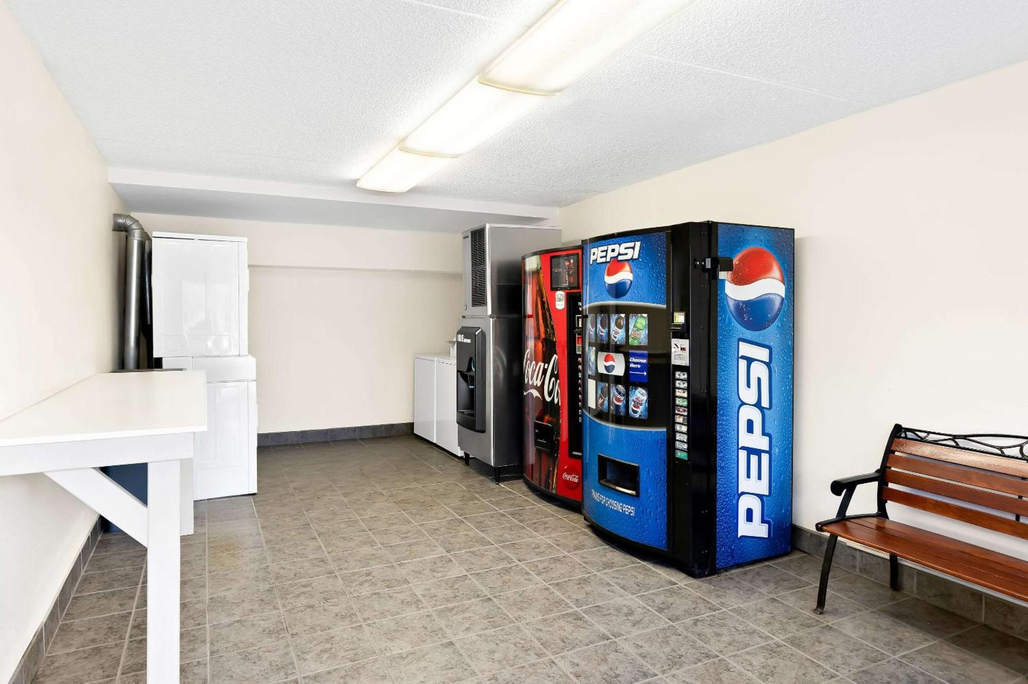 Mini-hôtel Quality Cleveland Airport 2*