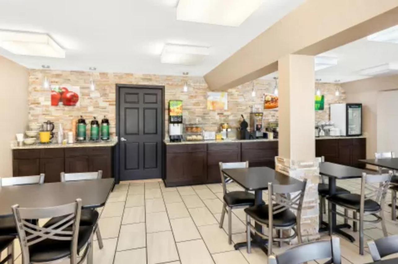 Quality Cleveland Airport Mini-hôtel Middleburg Heights