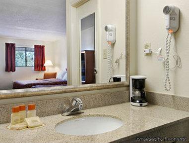 Quality Cleveland Airport Middleburg Heights