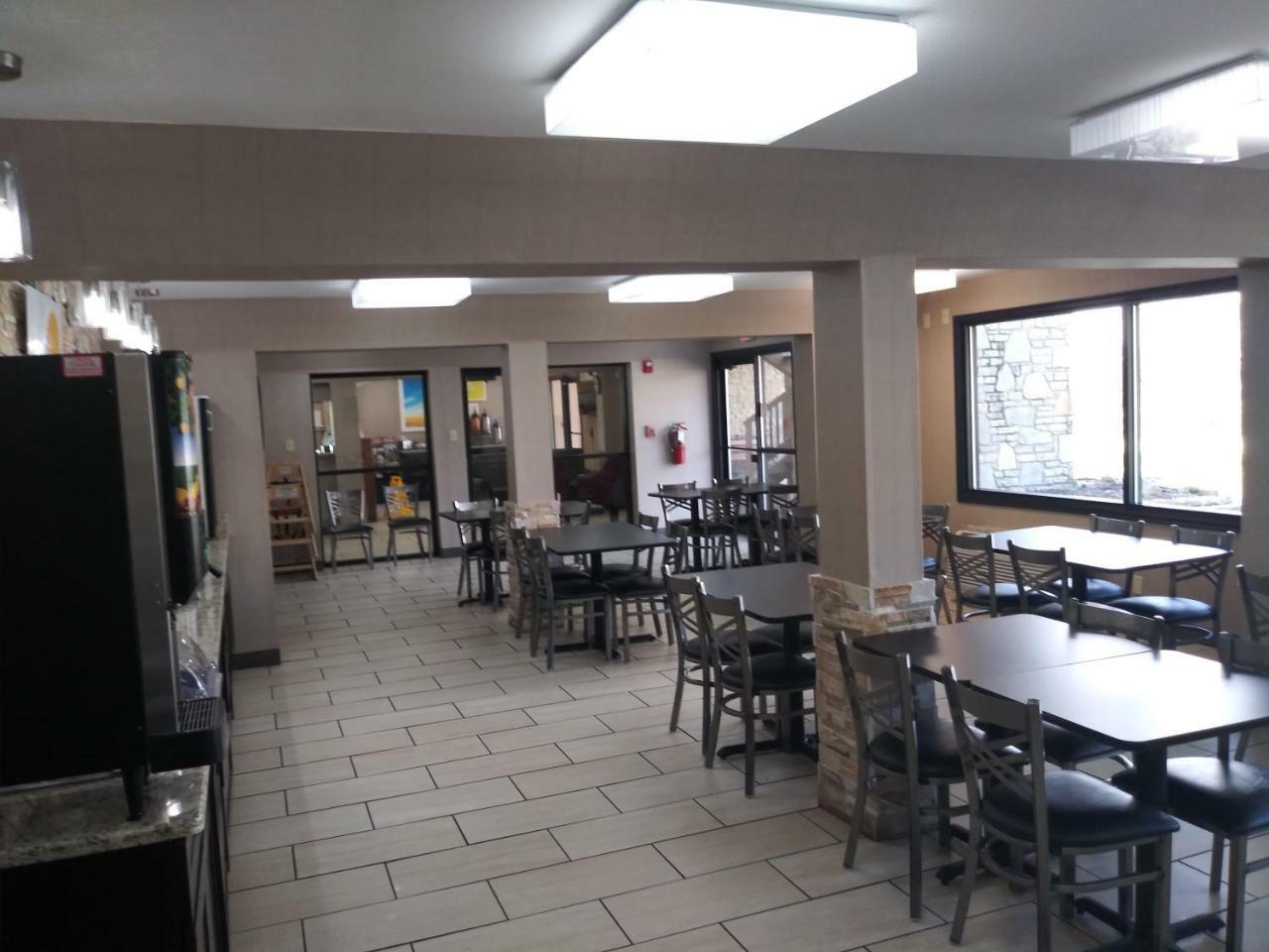 Quality Cleveland Airport Mini-hôtel Middleburg Heights